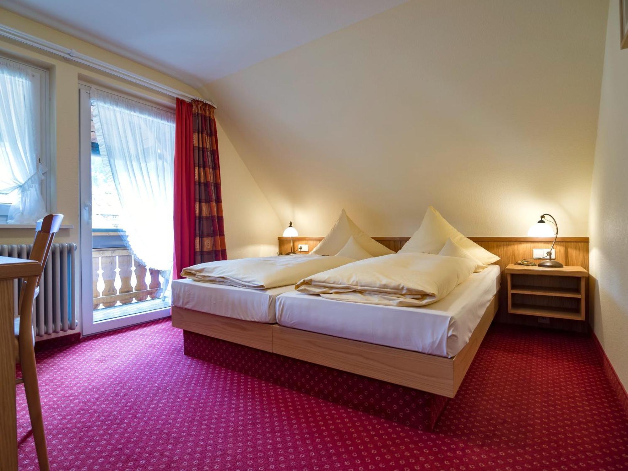 Landhotel Und Apartments Sonneck Feldberg  Exterior photo